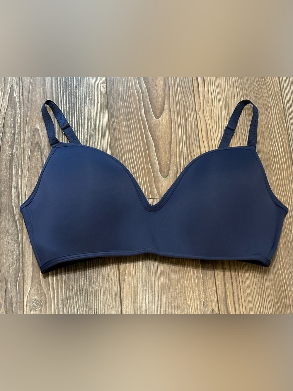 Nautica Intimates wireless T-shirt bra 42D Navy Blue Full Coverage Molded